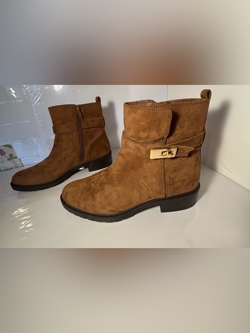 Giani Bernini Becca Brown Buckled Ankle Booties 9.5M